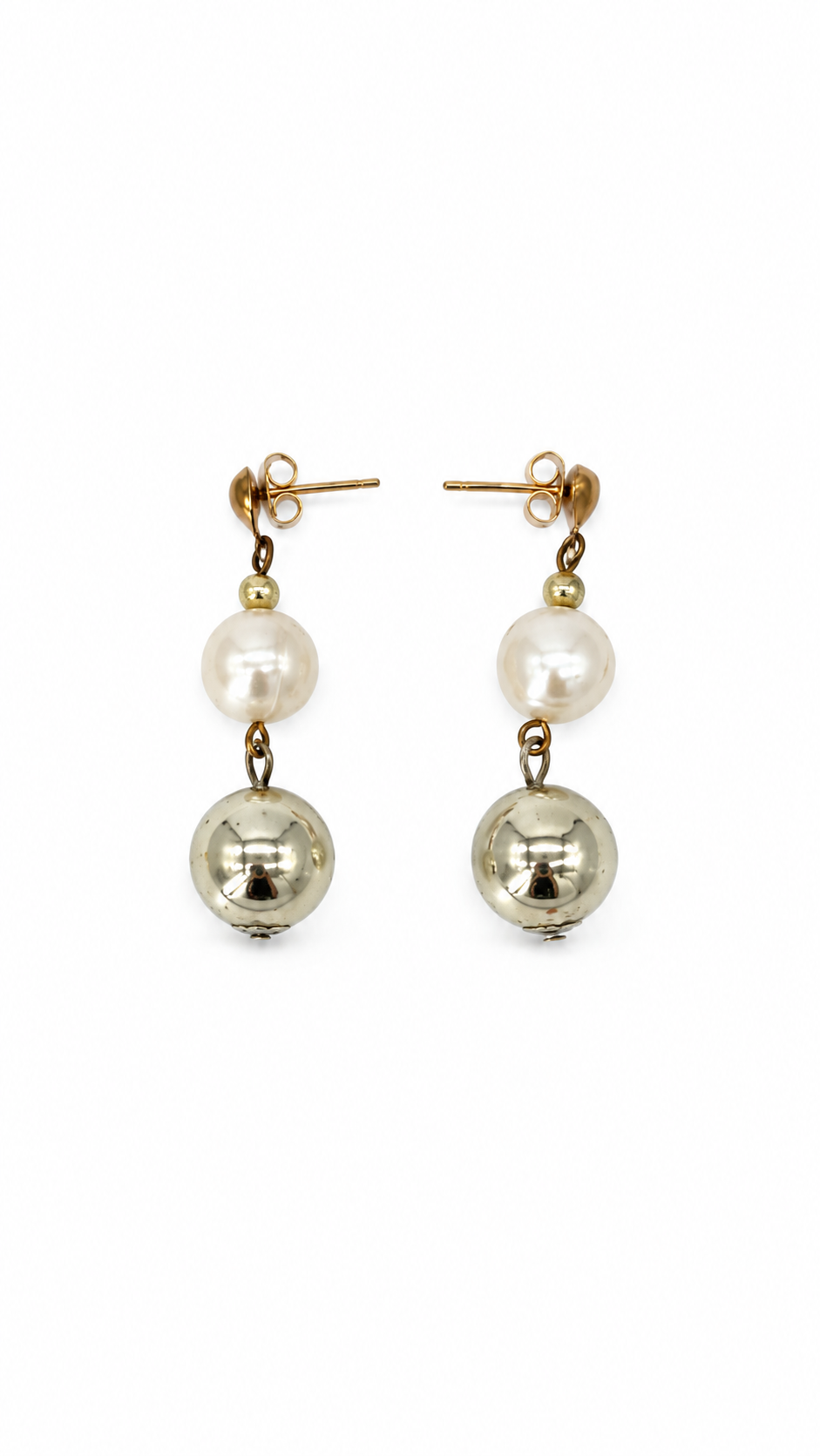 ARETES PLASTIFICADOS DORADOS Y BLANCOS