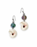 ARETES DE CARACOL CON CRISTAL DE BOLA DISCO