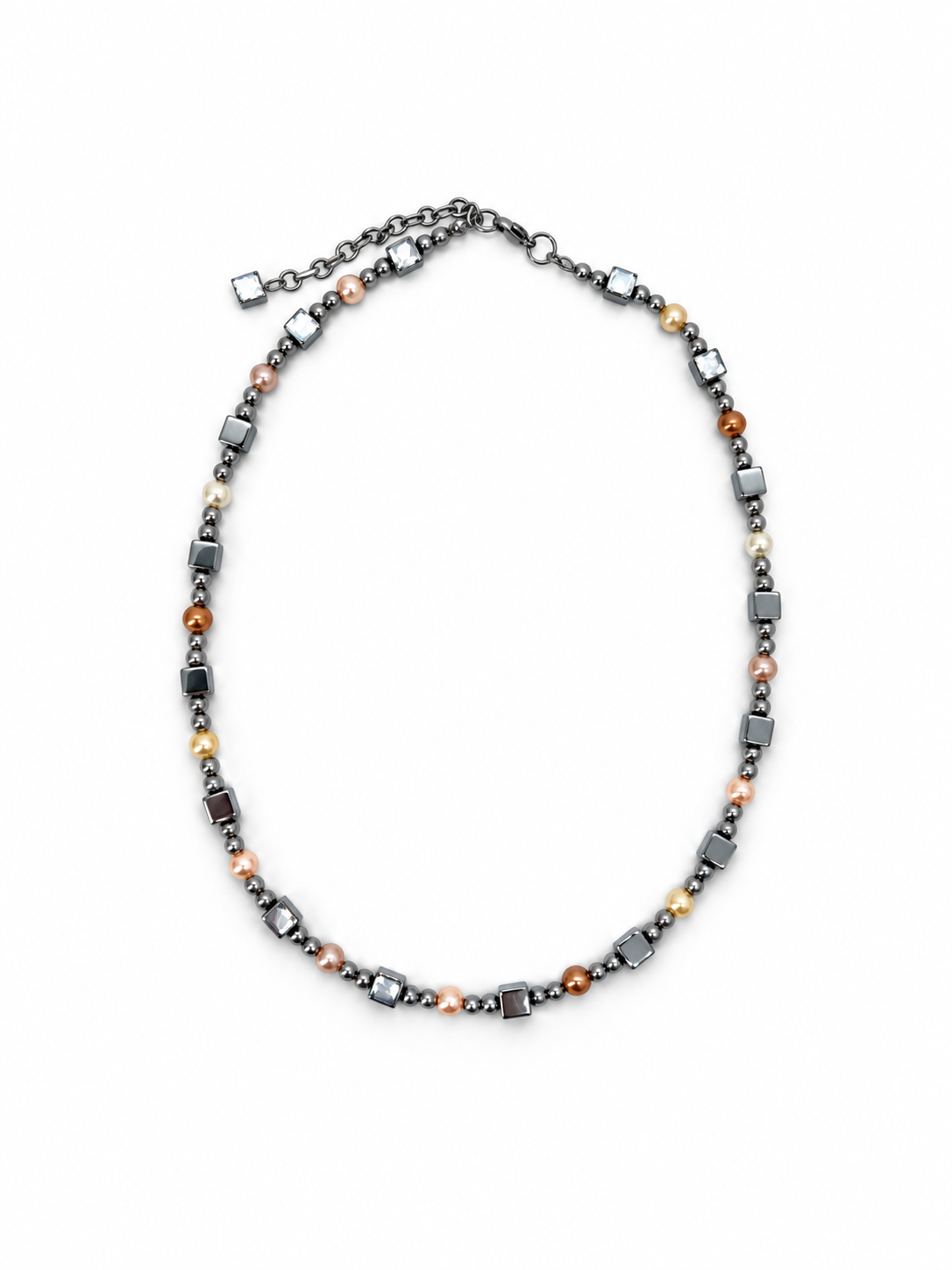 COLLAR PERLA DE MAYORCA CON CUBOS DE ACERINA